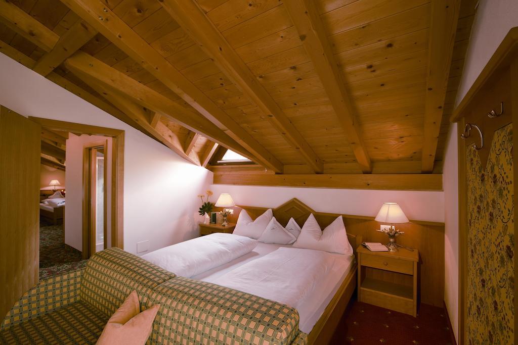 Hotel Bacherhof Maranza Room photo